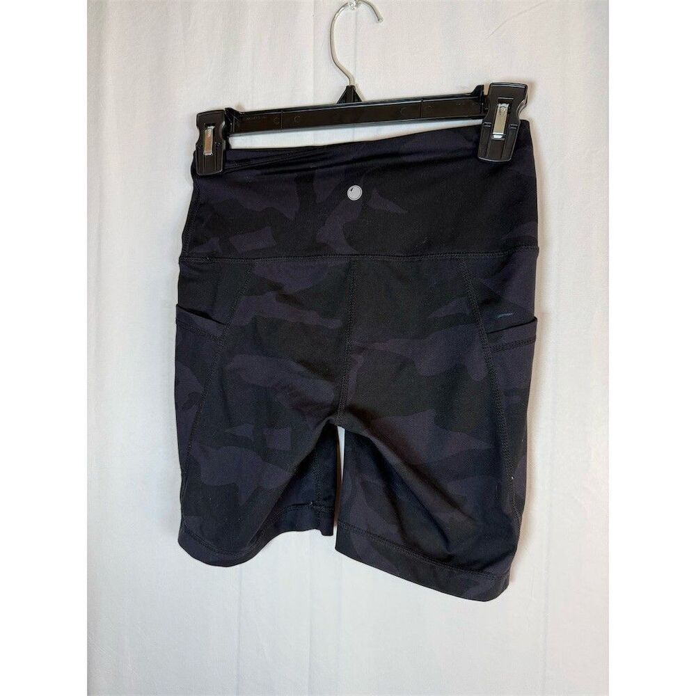 Yogalicious Biker Shorts Womens Size XS Black Camo High-Rise Side Pockets - Picture 3 of 7